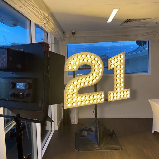 GIANT 21 Sign Double Bulbed